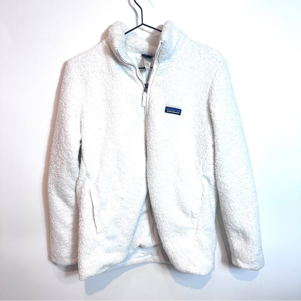 ***SOLD*** Patagonia Womens Large White Sherpa Fill Zip Jacket